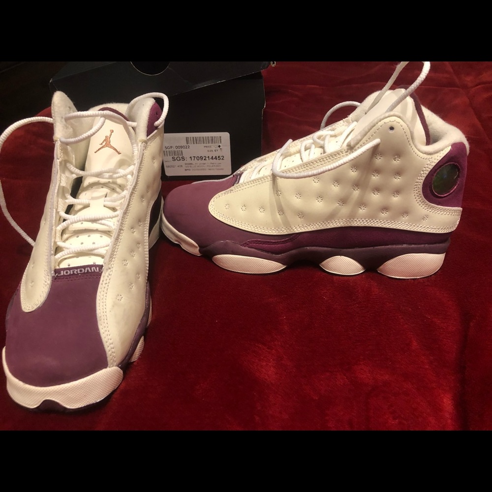 Jordan 13 burgundy